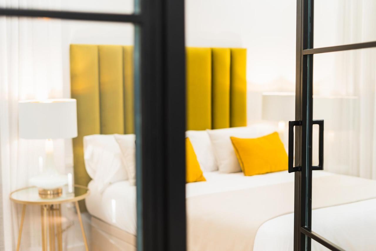 Debambu Suites Málaga Extérieur photo