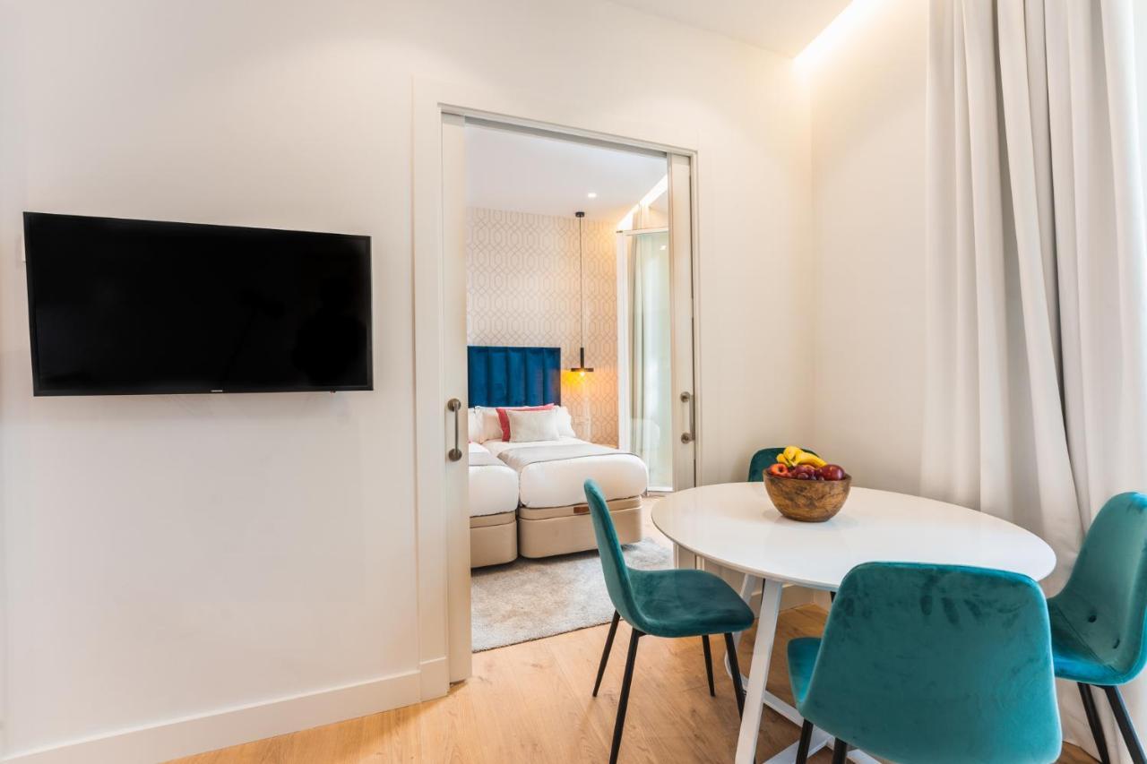 Debambu Suites Málaga Extérieur photo