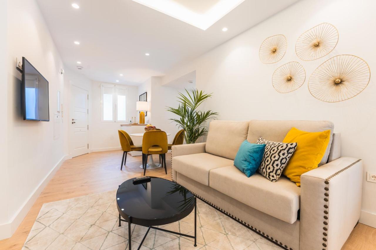 Debambu Suites Málaga Extérieur photo