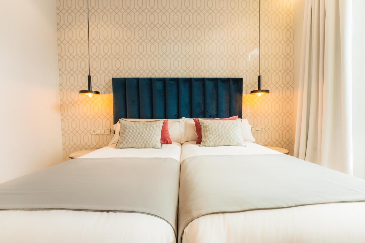 Debambu Suites Málaga Extérieur photo
