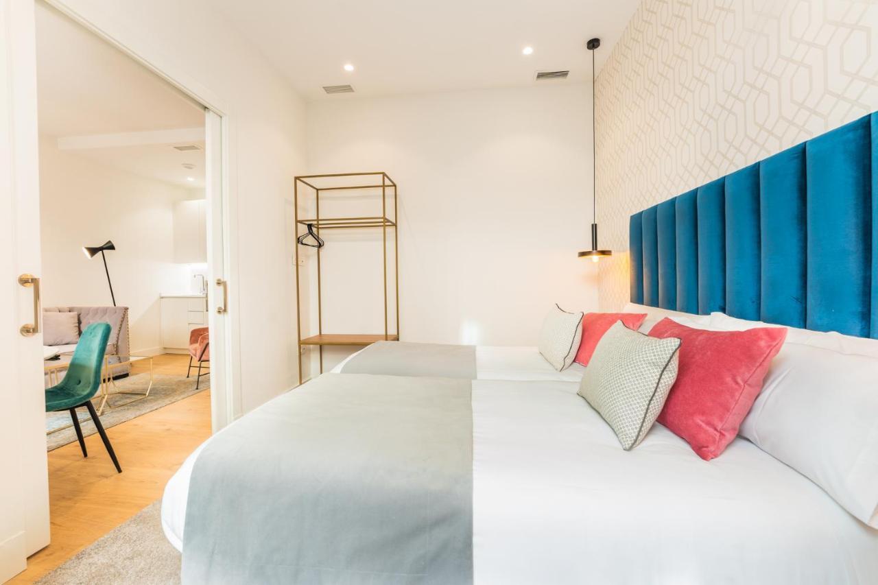 Debambu Suites Málaga Extérieur photo