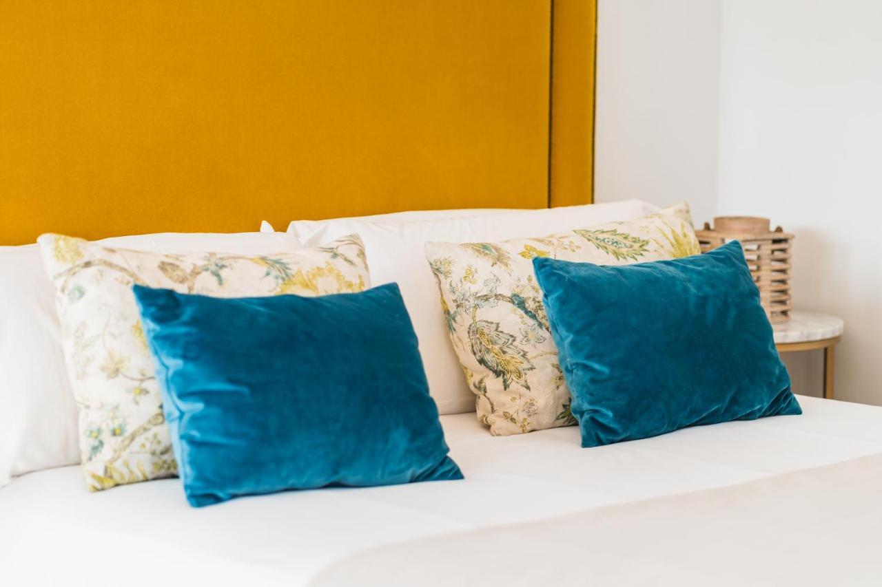 Debambu Suites Málaga Extérieur photo